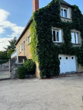 Maison confortable près de Bozouls avec jardin